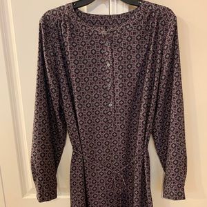 Loft dress with matching string belt.